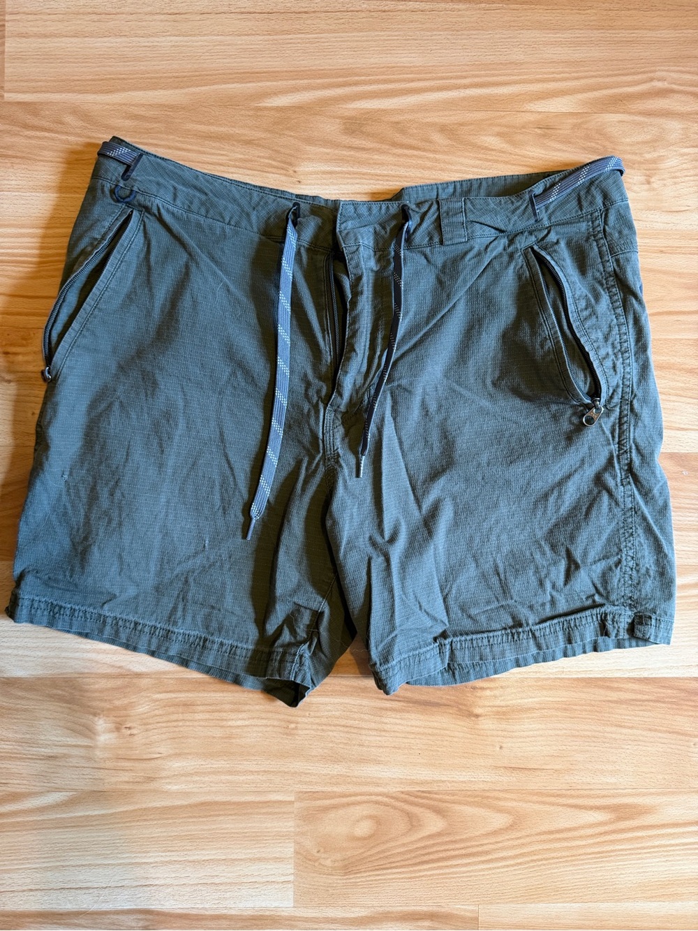 Roark Men’s Layover Shorts XL Dark Green